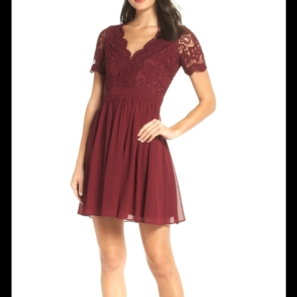 Lulu’s Angel in Disguise Lace Party Dress Burgundy Large NWT